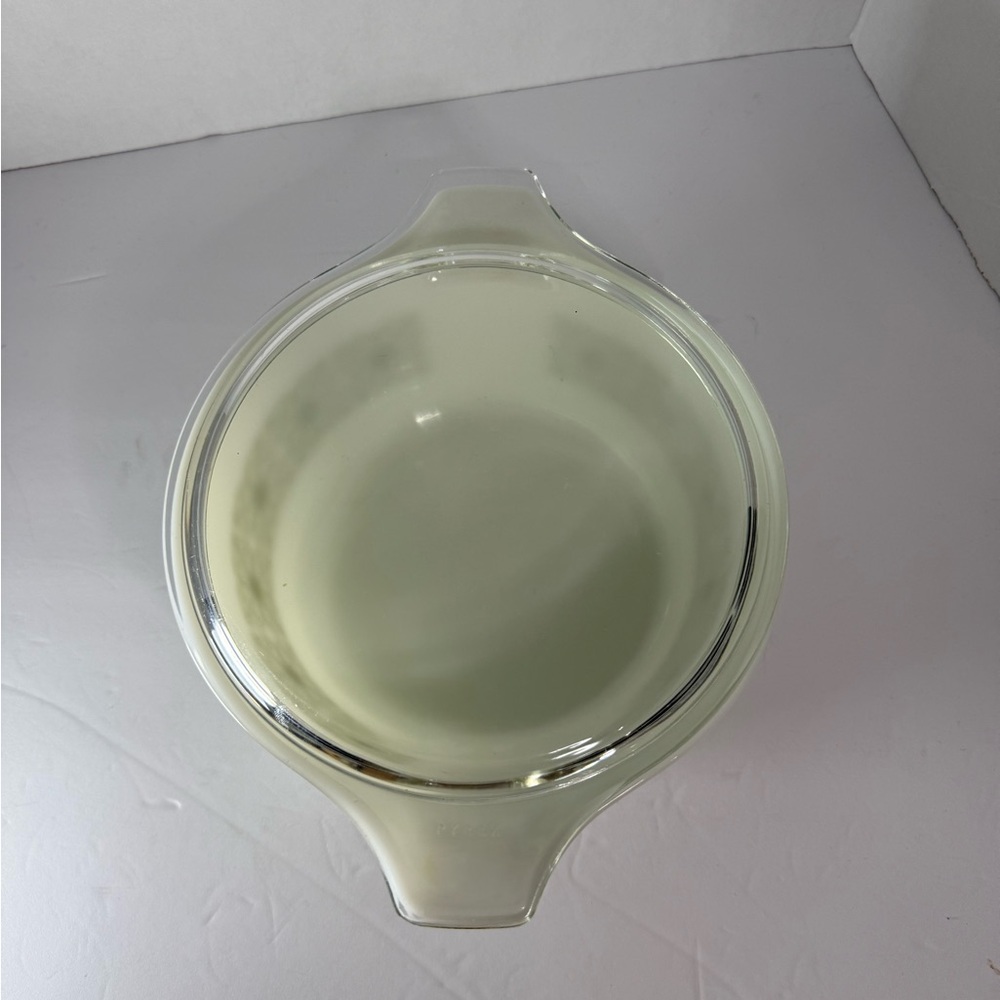 Pyrex Glass Casserole Dish with Lid - Green Pattern - Picture 5 of 12